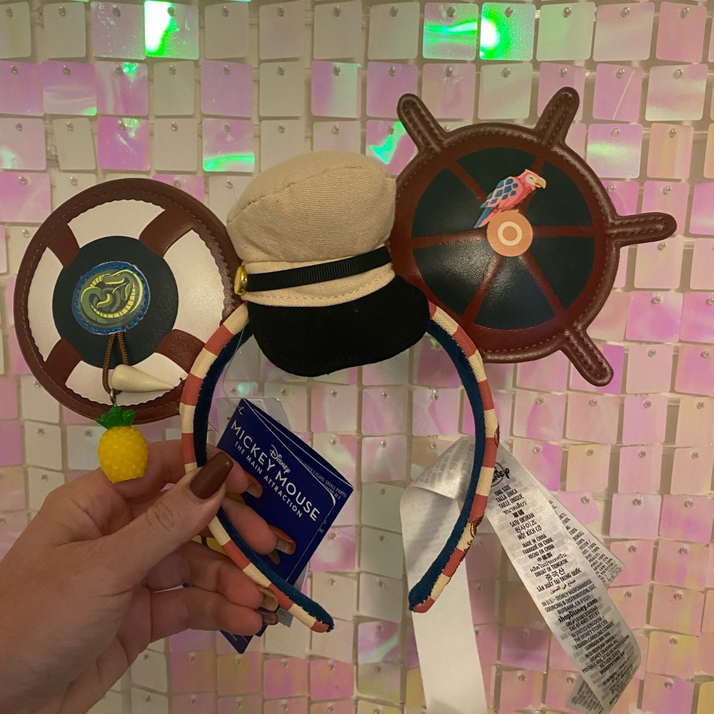 Jungle cruise limited NWT Disney park ear headband